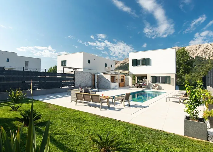 Vila Luxury With A Swimming Pool Baska, Krk - 19671 Baska (Krk)