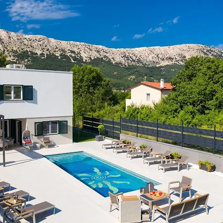 Luxury With A Swimming Pool Baska, Krk - 19671 * Baska (Krk)