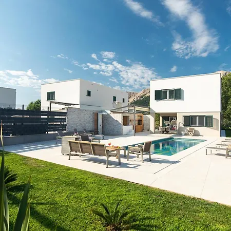 Βίλα Luxury With A Swimming Pool Baska, Krk - 19671 Baška
